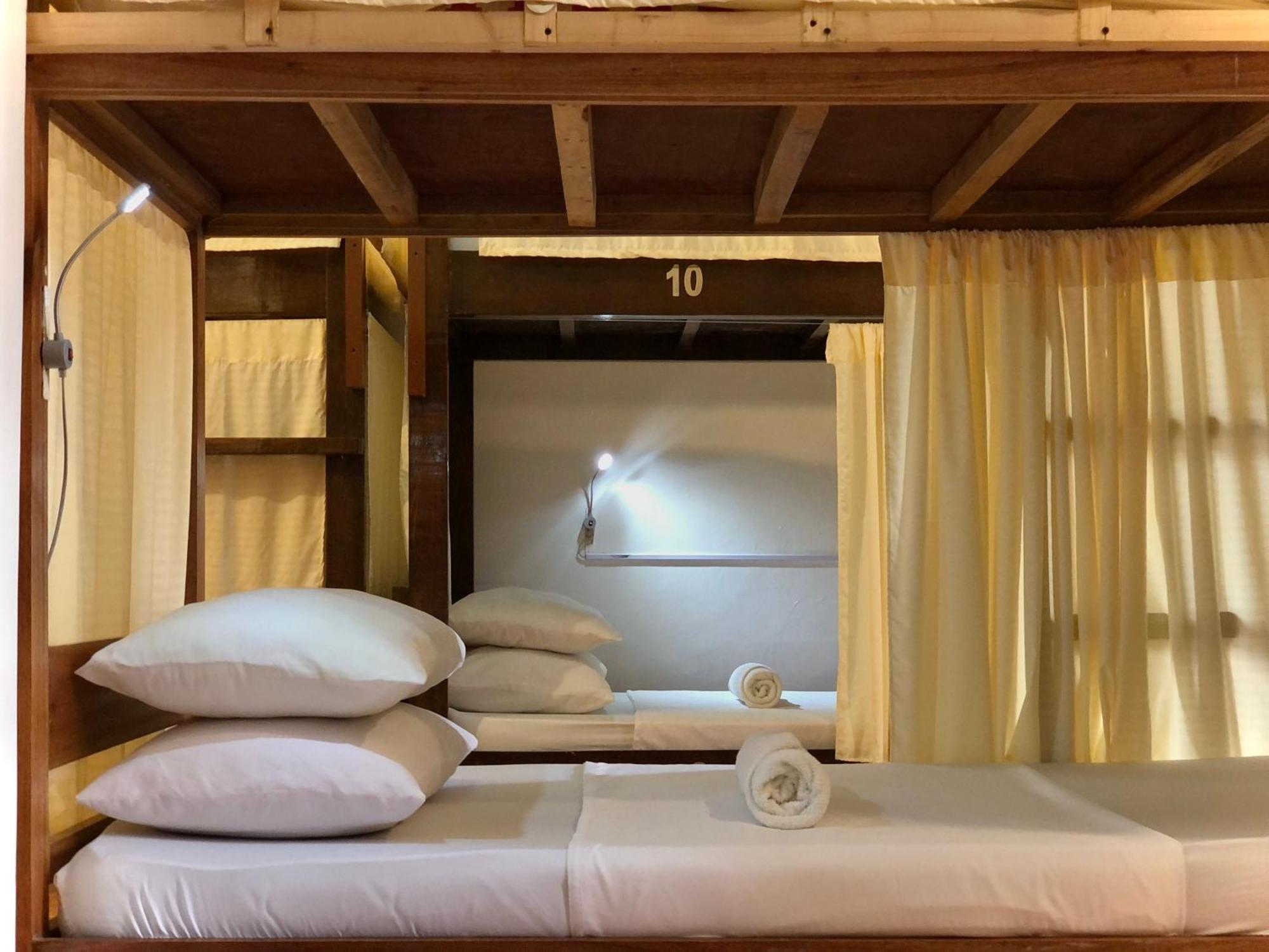 Chill Out Hostel Balabag  Kamer foto